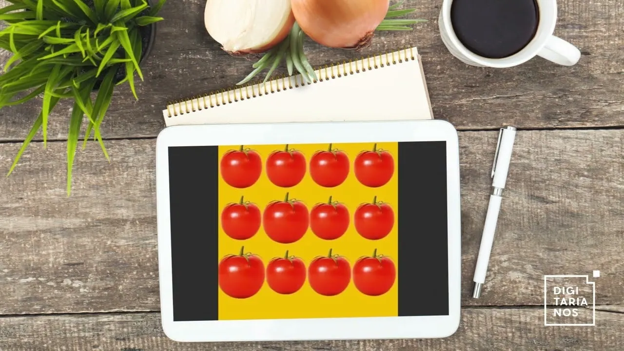 Tableta sobre una mesa de madera con tomates en pantalla, del video del caso MilAgro de ACPO